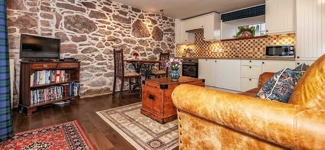 Mill Of Nethermill Holidays Pennan Экстерьер фото