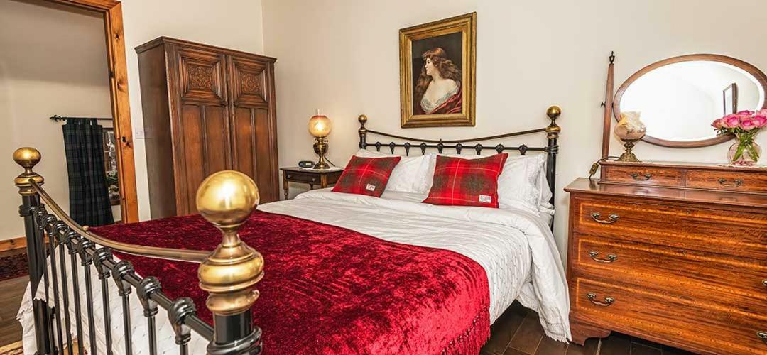 Mill Of Nethermill Holidays Pennan Экстерьер фото